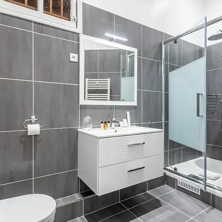 Sweett - Ponthieu V Apartament
